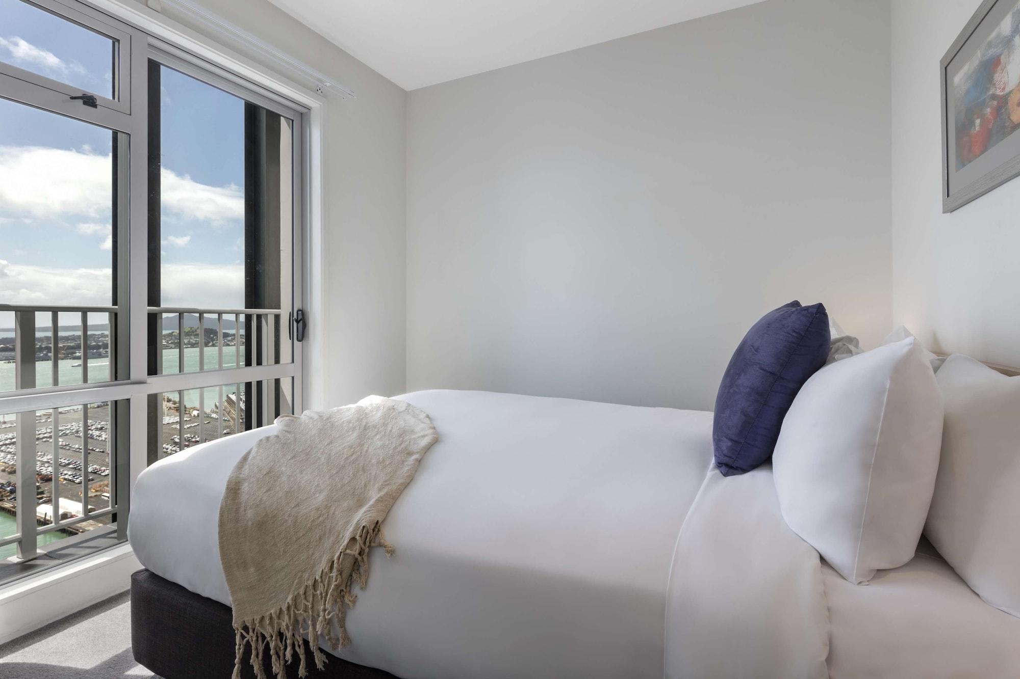 Auckland Harbour Suites Esterno foto
