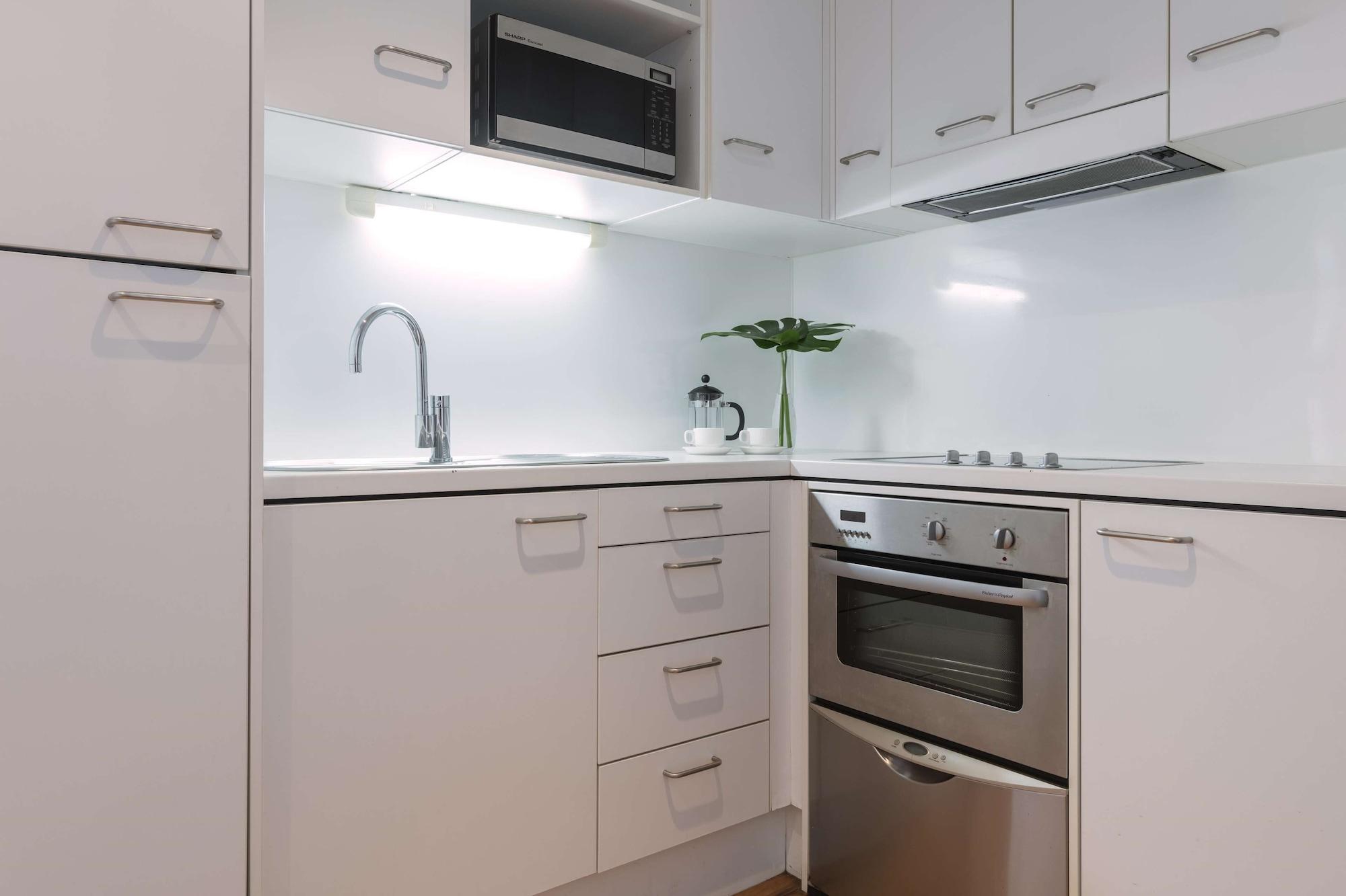 Auckland Harbour Suites Esterno foto