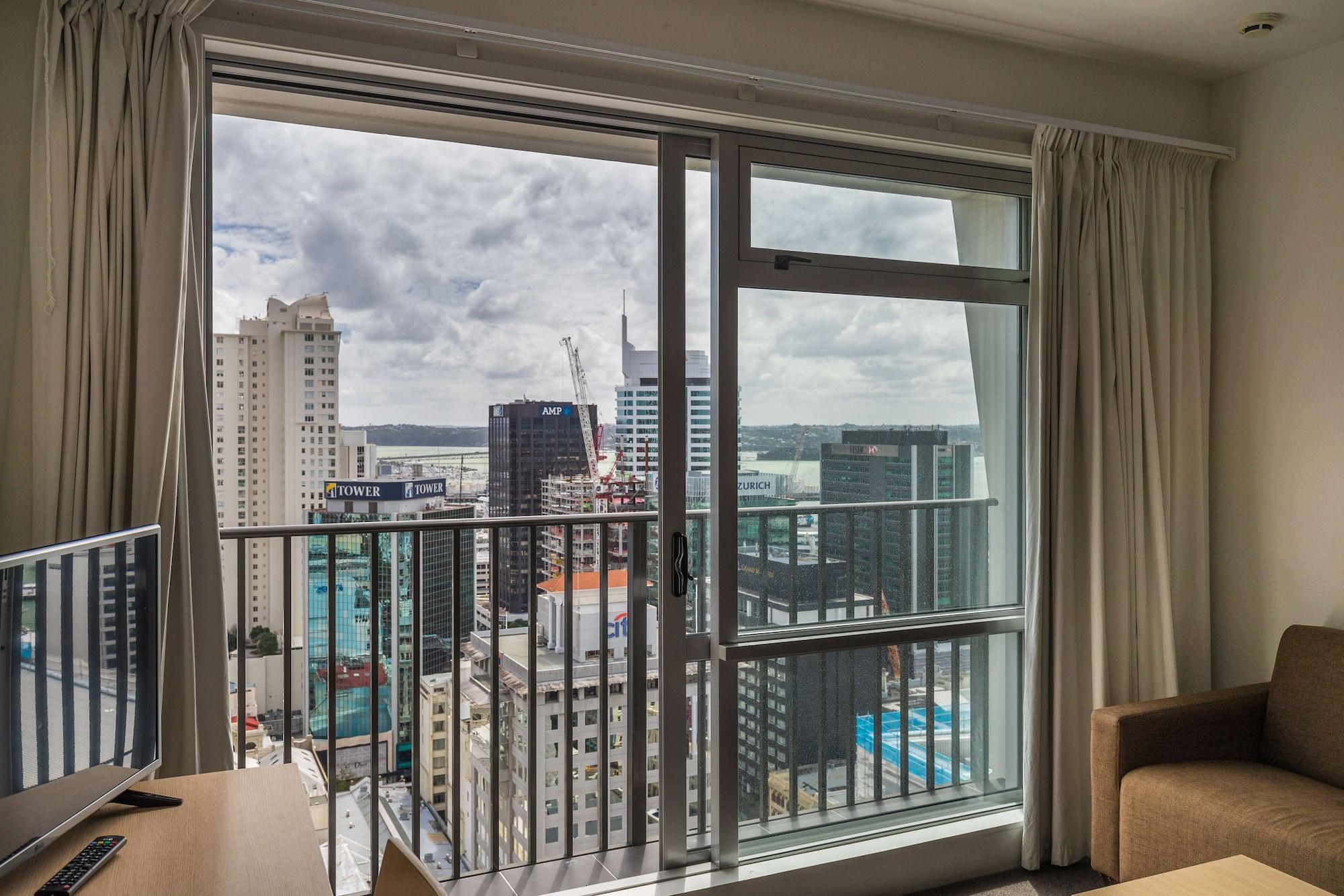 Auckland Harbour Suites Esterno foto