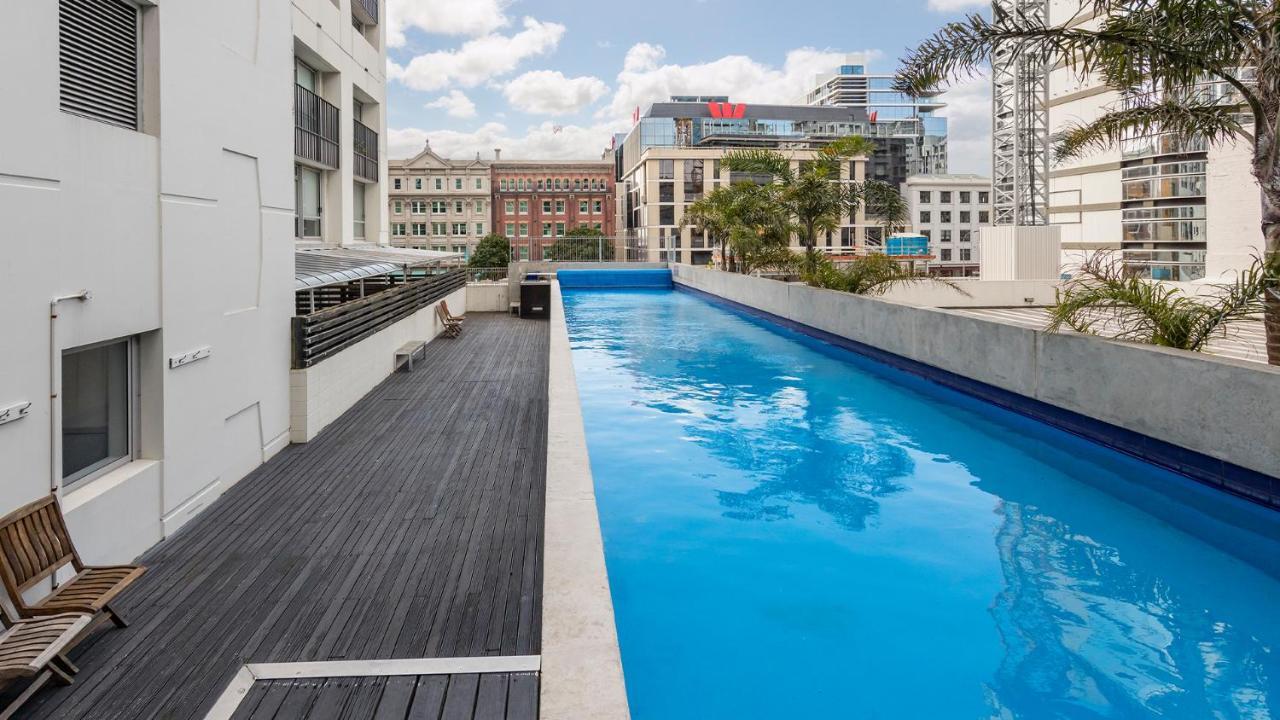Auckland Harbour Suites Esterno foto