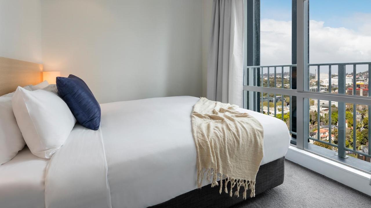 Auckland Harbour Suites Esterno foto